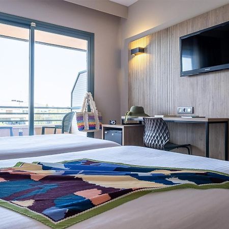 Hotel California Palace ซาลอว์ ภายนอก รูปภาพ